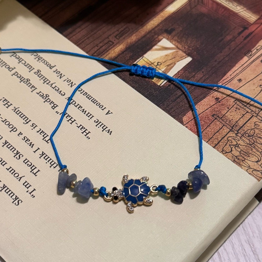 🌊 Sea Turtle Dainty Bracelet 💜Purple Amethyst💙Blue Lapis Lazuli 🤍White Quartz